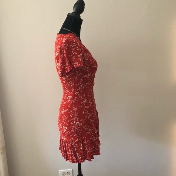 Red floral trendy summer dress - Picture 4 of 9